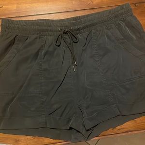 Women’s Linen Blend Shorts Size XL. Dark Grey. Lightweight. Never worn.
